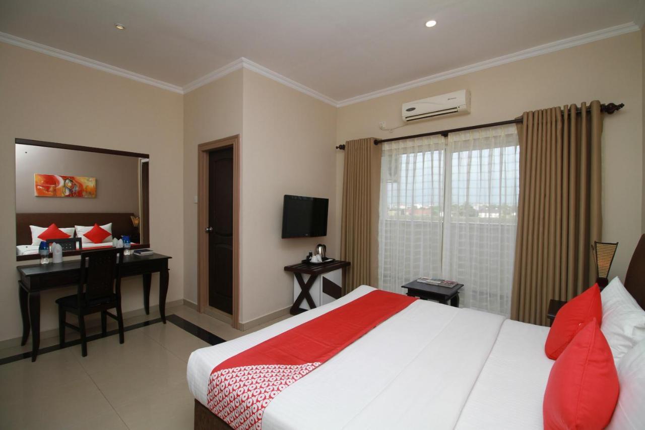 Oyo 317 Choy'S Waterfront Residence Negombo Bagian luar foto