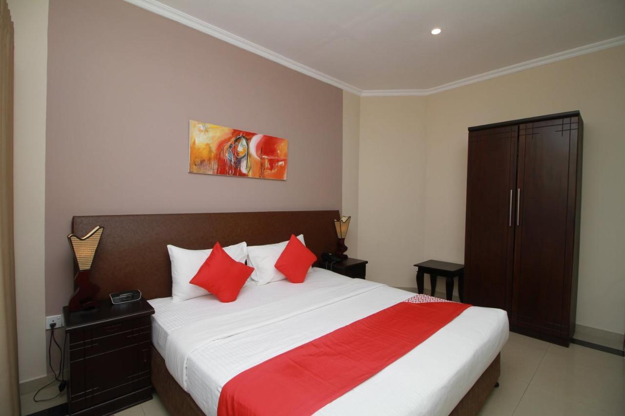 Oyo 317 Choy'S Waterfront Residence Negombo Bagian luar foto