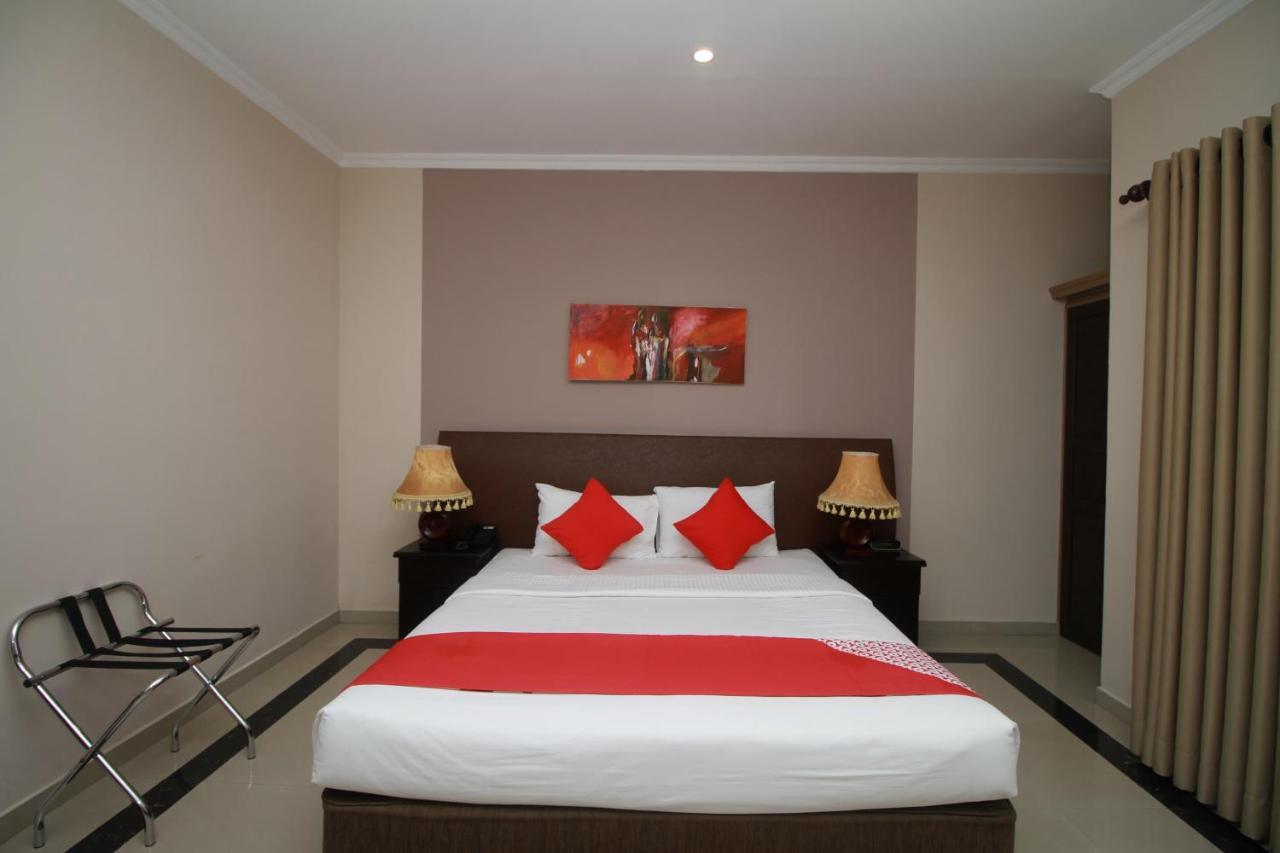 Oyo 317 Choy'S Waterfront Residence Negombo Bagian luar foto